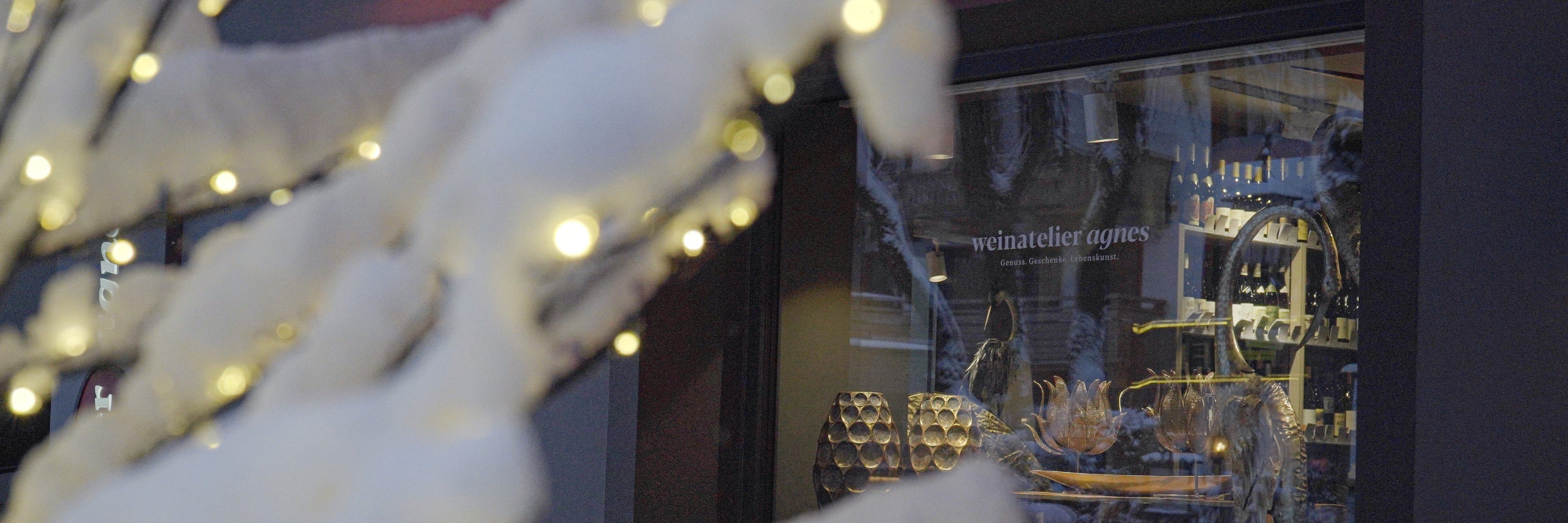 Außenansicht des Weinatelier Agnes - Weinhandlung mit Charme in Söll