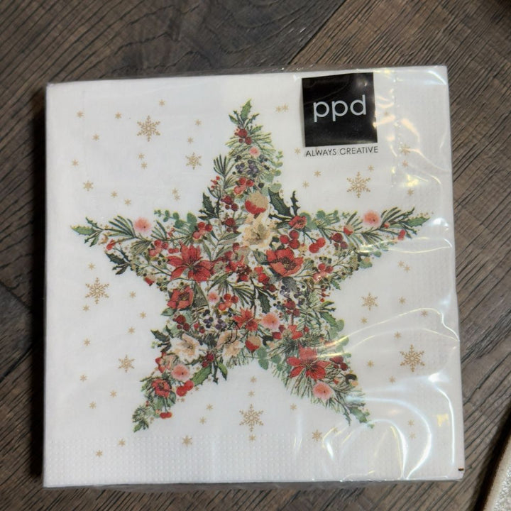 Weihnachts Geschenkbox mit Chai Shortbread und Kerze