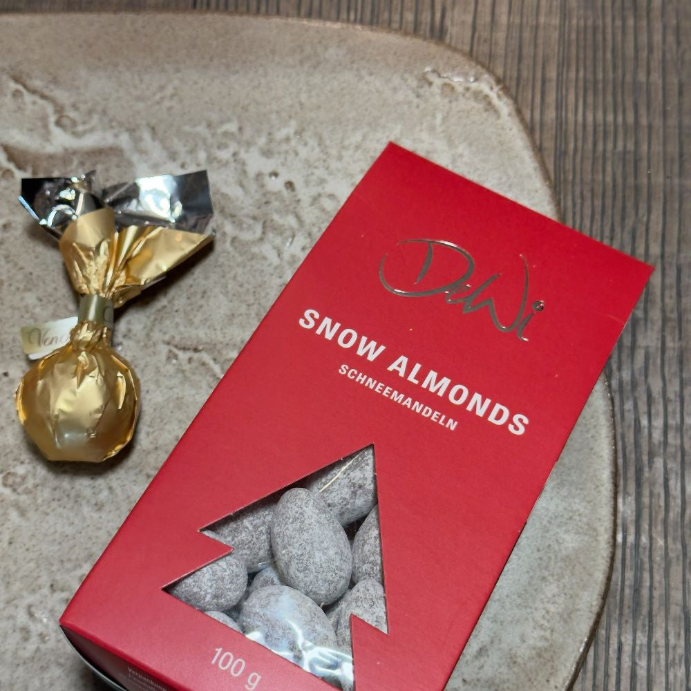 Sekt Geschenkbox Weihnachten mit Rosé und Leckereien