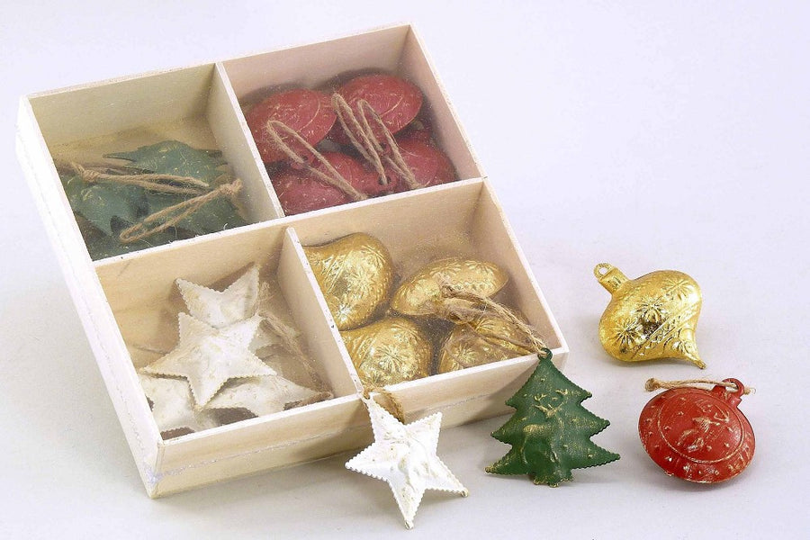 Metall-Weihnachtsmotive Rot Grün Gold Creme Ø 4,5 cm Weihnachtsdeko