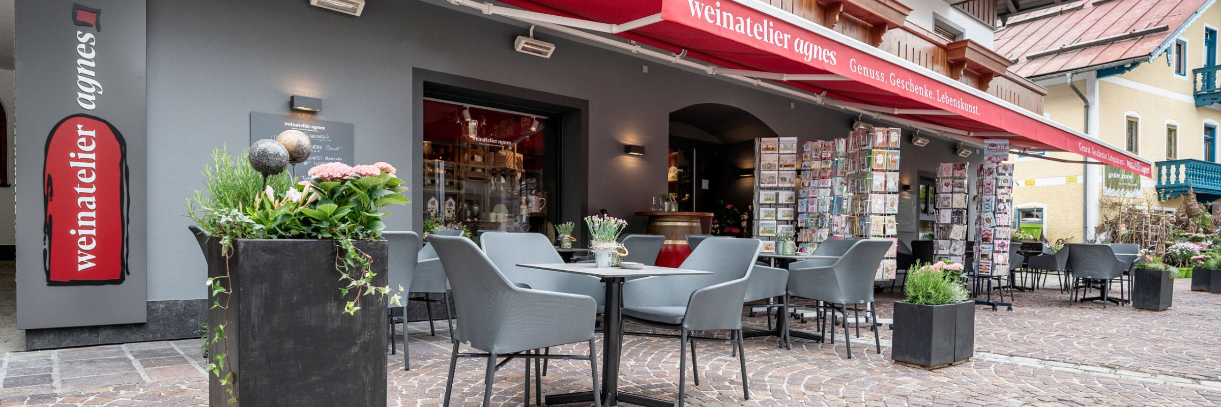 Außenansicht des Weinatelier Agnes – Weinhandlung mit Charme in Söll