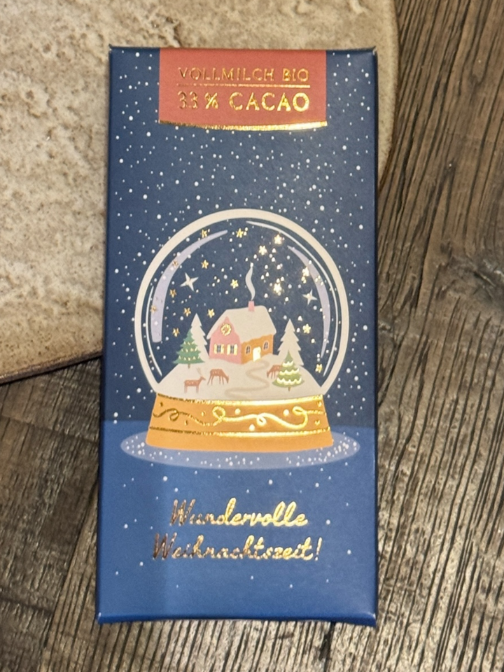 Weihnachts Geschenkbox Eierlikör mit Tee und Schoko