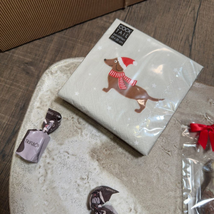 Nikolaus Geschenkset mit Tee Santa Mütze und Tartufo