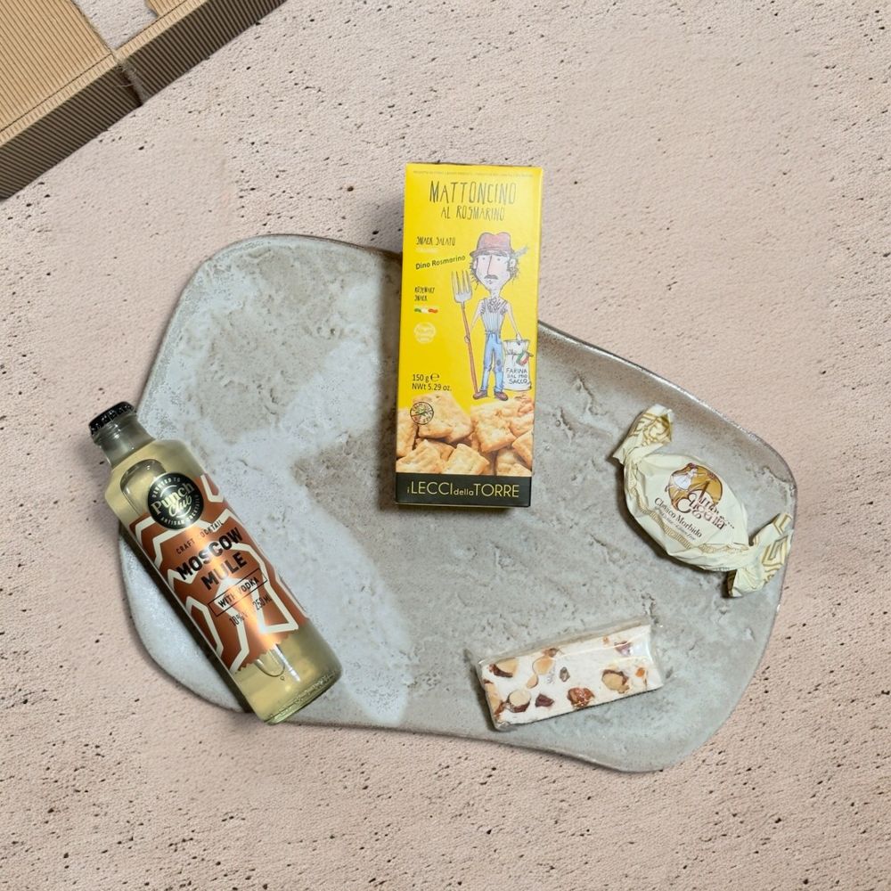 Moscow Mule Geschenkbox Inhalt – Punch Club, Amaretti Eugenia, DeWi Nougat