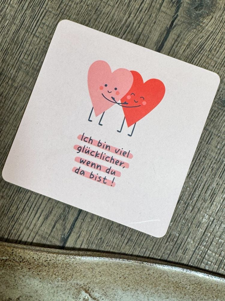 Ausgepackte Geschenkbox Liebe mit Bouvet Brut 1851 Rosé Methode Traditionelle 0,375 l Grafik Werksta